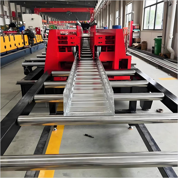 one-piece large-span rack