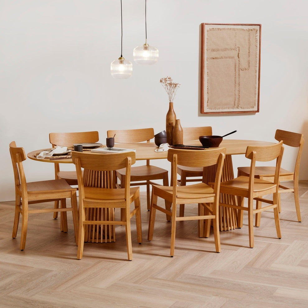 Comfortable Solid Wood Chair with Ergonomic Design for Living Room Seating